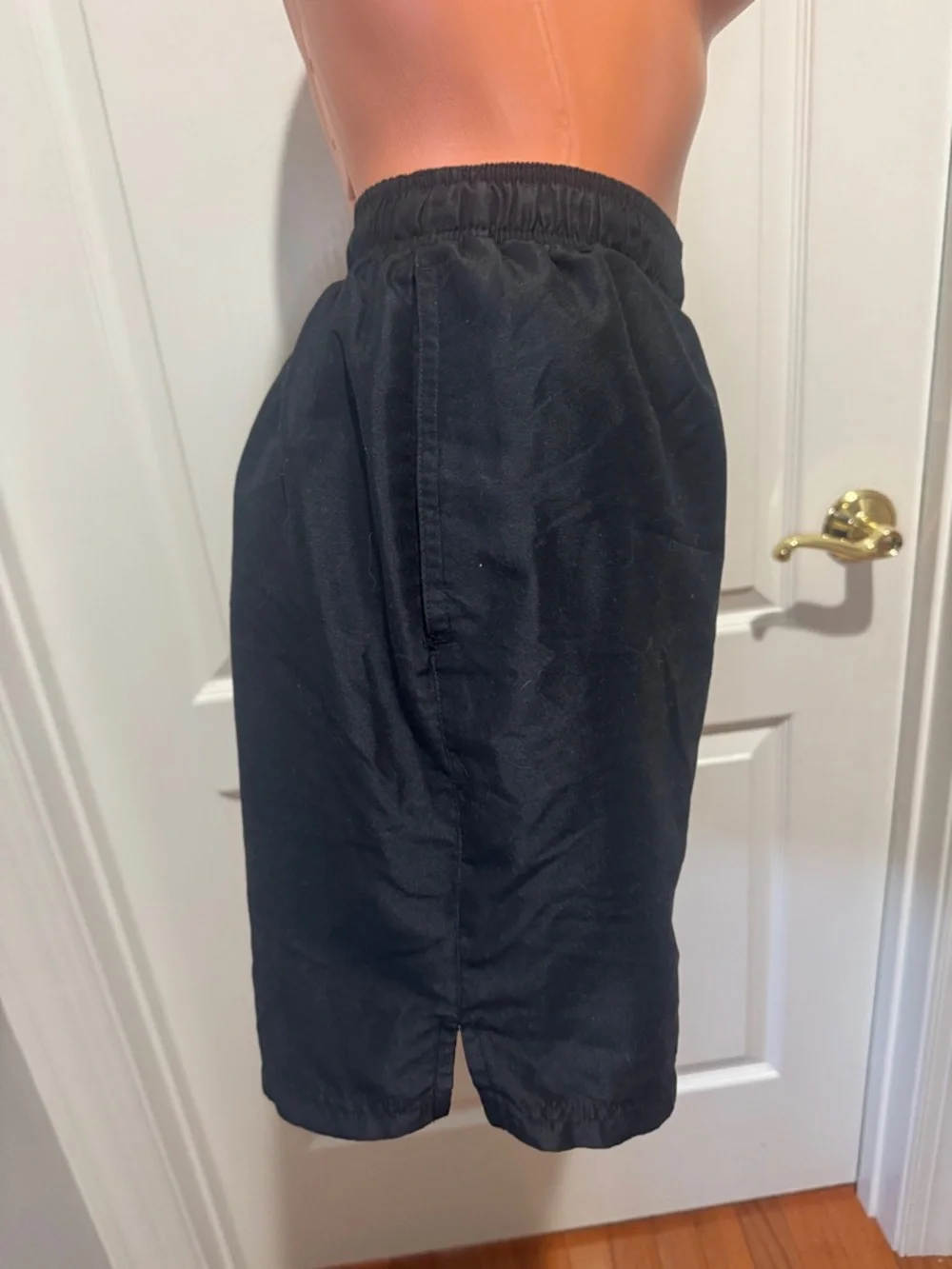 NIKE High Waist Athletic Shorts Black M Medium $30 EUC KL